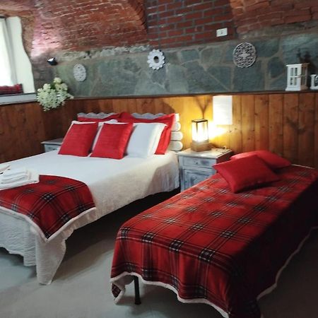 Bed and Breakfast La Ghita Sparone Екстер'єр фото