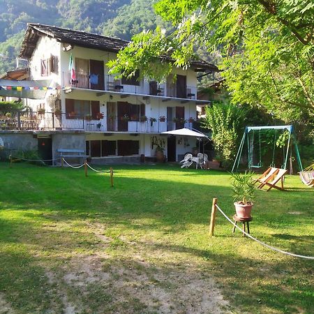 Bed and Breakfast La Ghita Sparone Екстер'єр фото