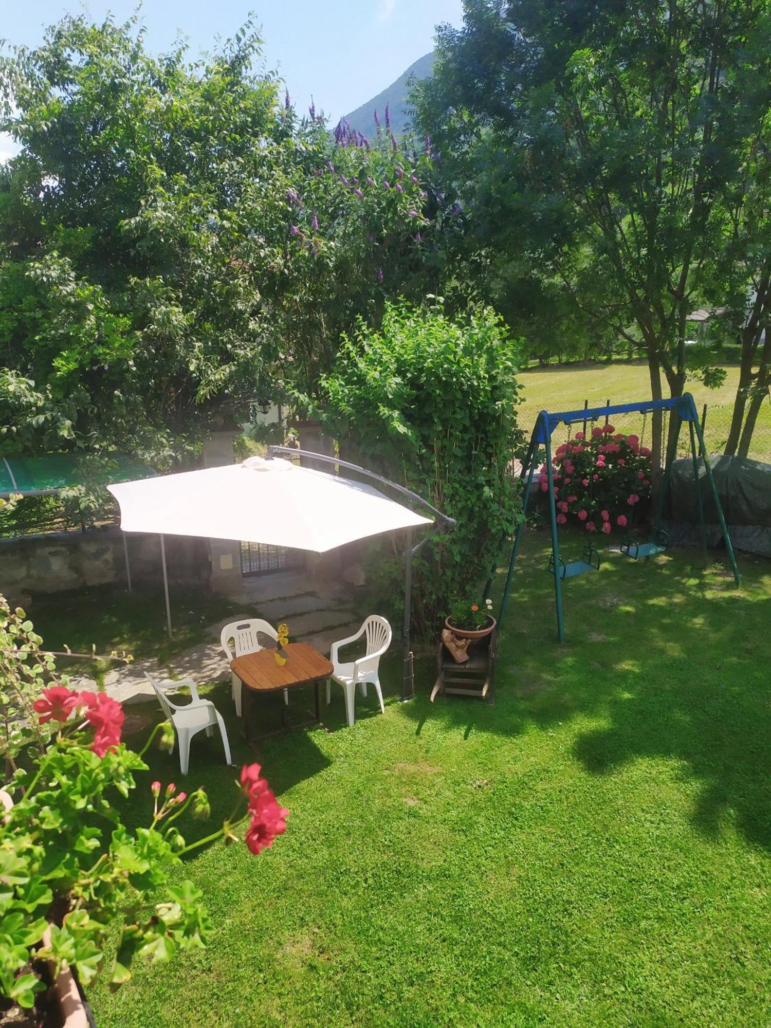 Bed and Breakfast La Ghita Sparone Екстер'єр фото
